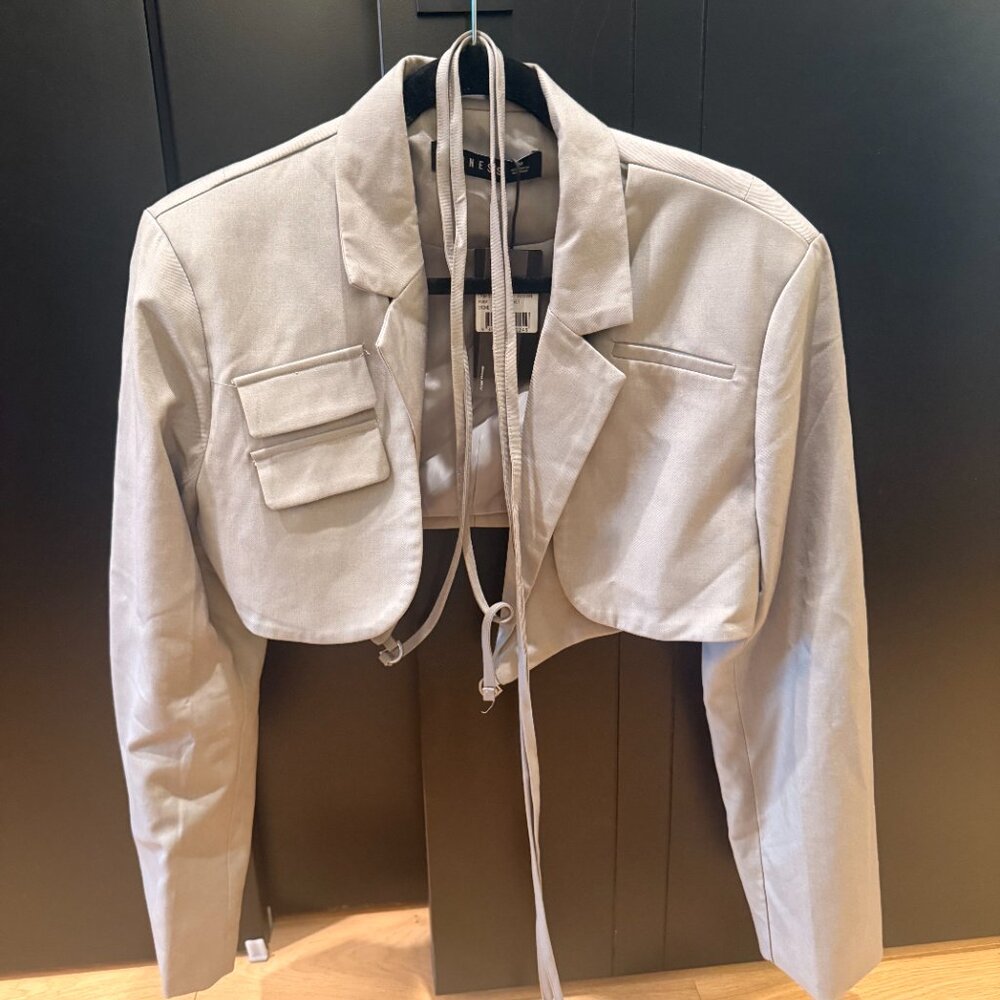 Lioness Miami Vice Cropped Blazer in Stone (US 6) - Picture 2 of 3